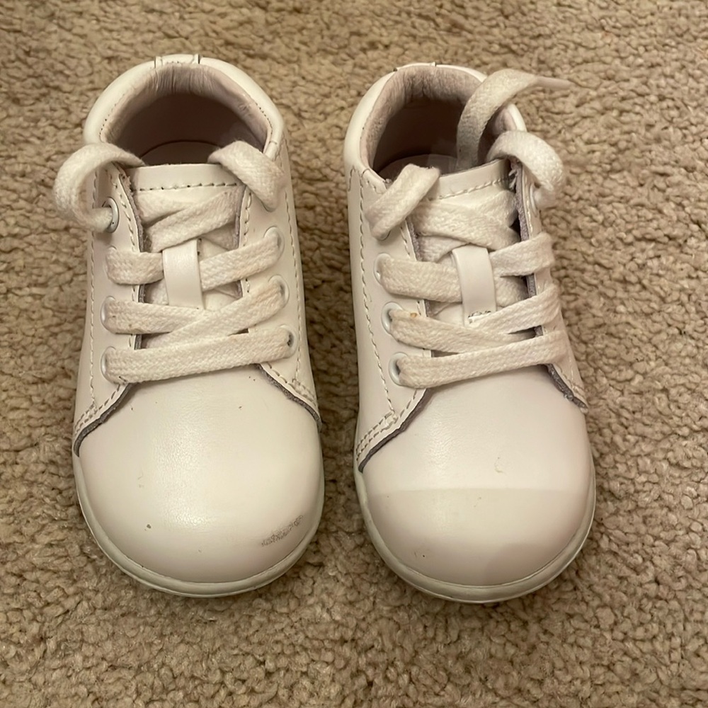 Stride rite walking shoes